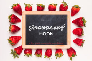 Strawberry Moon: The Font That Elevates Your Campaign